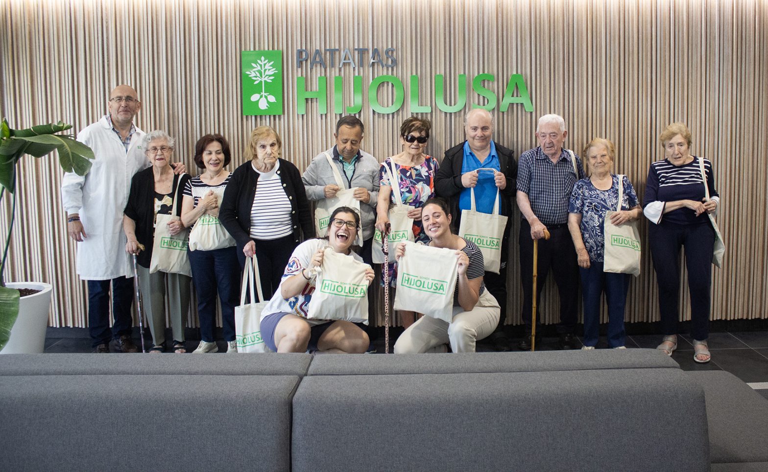 Noticias Visita Caser Residencial Hijolusa 26jun25 1
